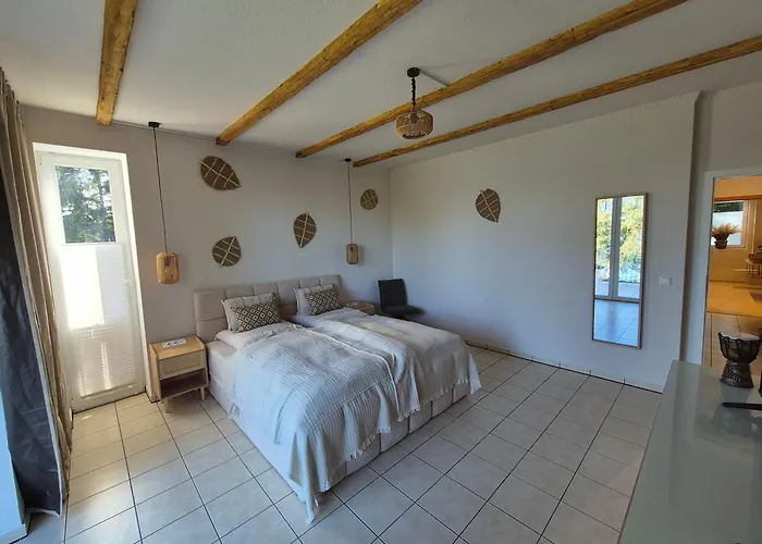 Monteurzimmer 5 * Zeuthen